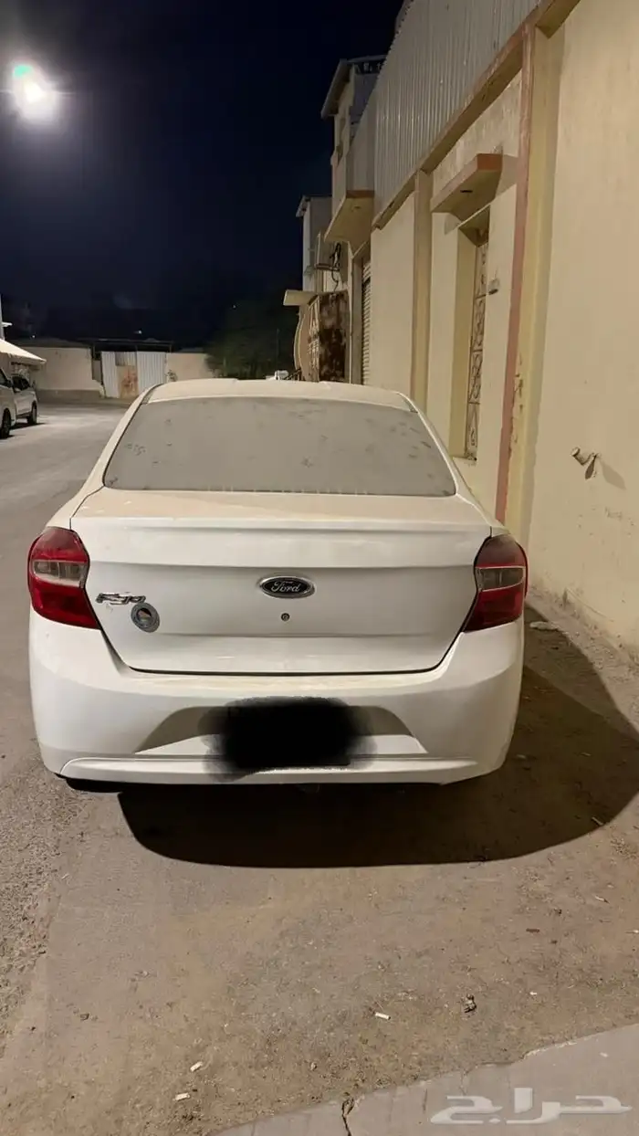 فورد فيجو موديل 2017 للبيع مصدومه 0