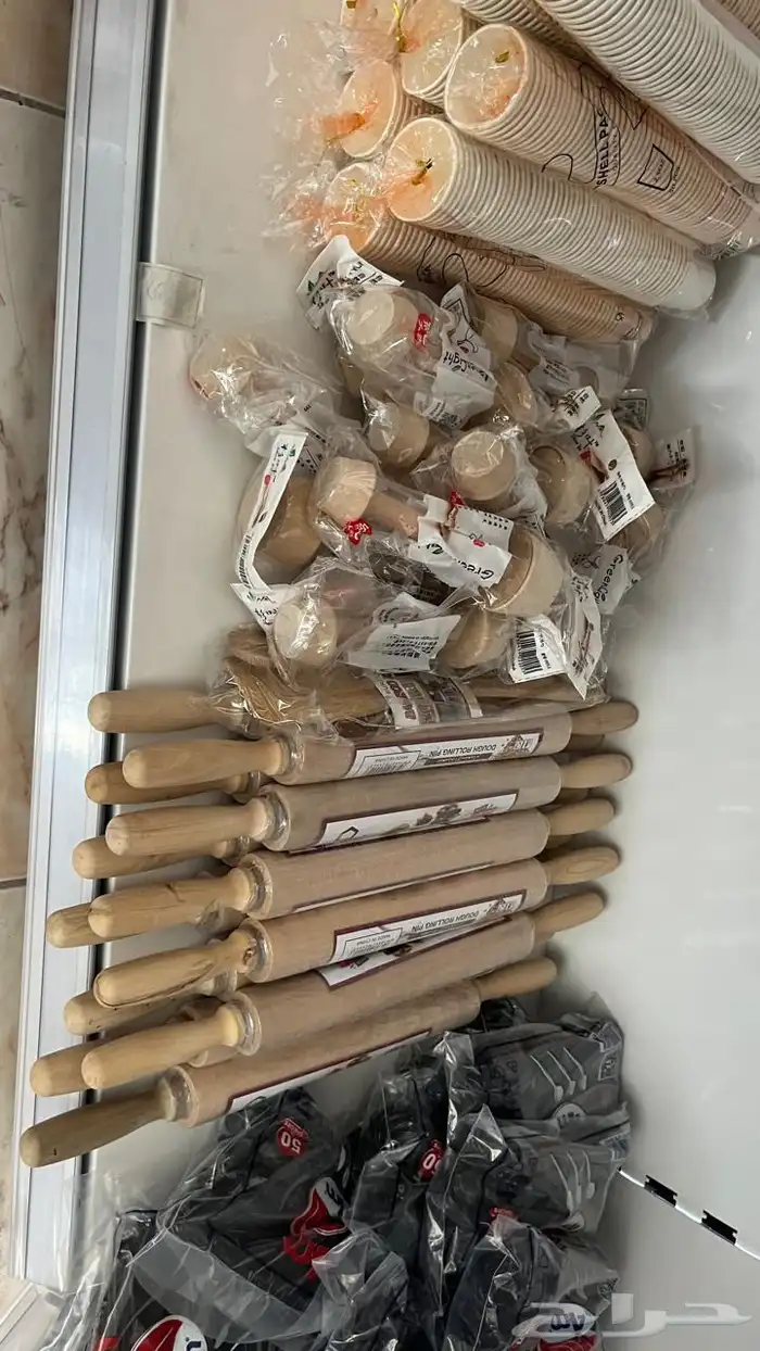 اغراض محل خردوات وبلاستيك للبيع 8