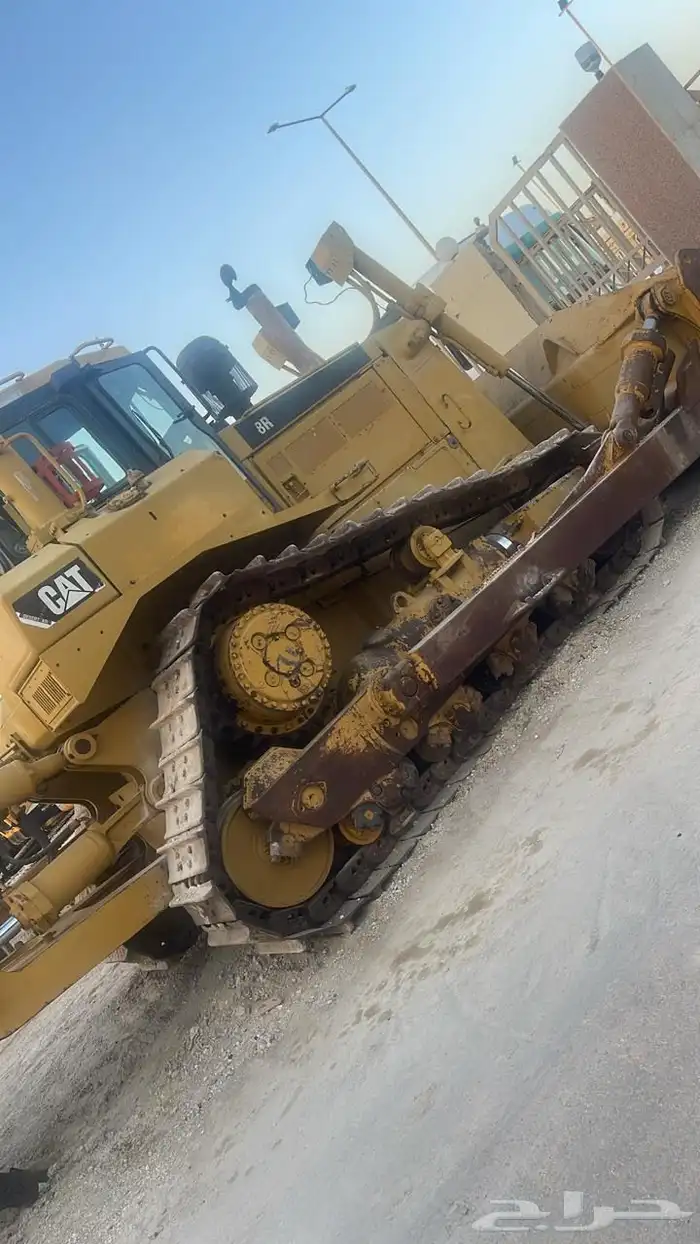 بلدوزرات d9 و d8 0