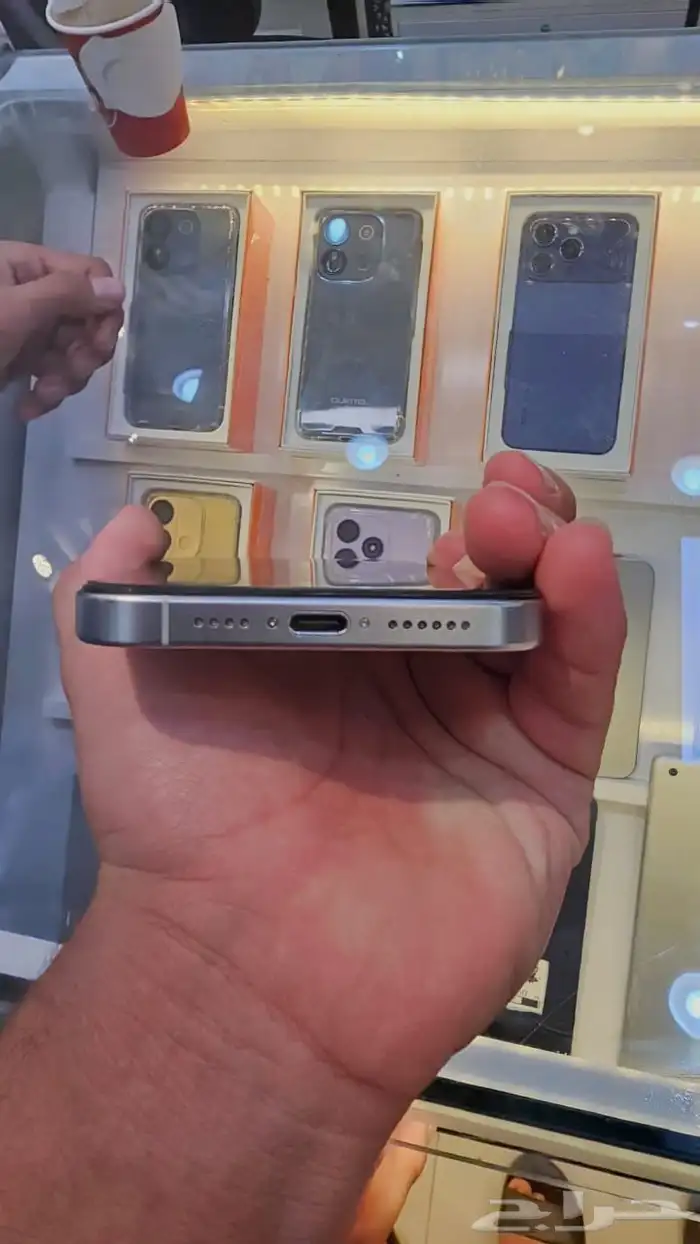 ايفون 15 برو ماكس 3