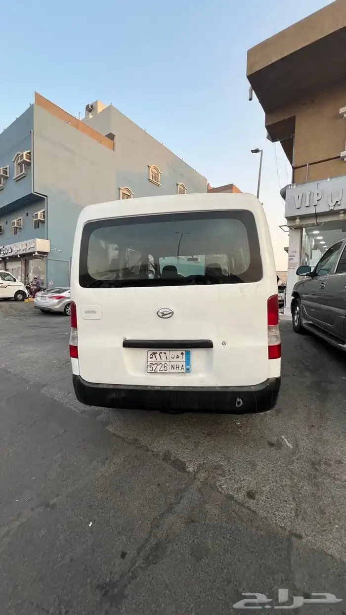 للايجار فان بضاعه ديهاتسو 2014 1