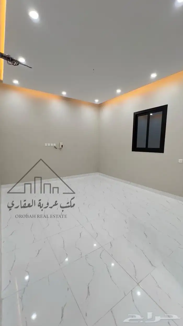 للبيع فيلا روف ارضي مشب حي المصيف 3 تبوك 6