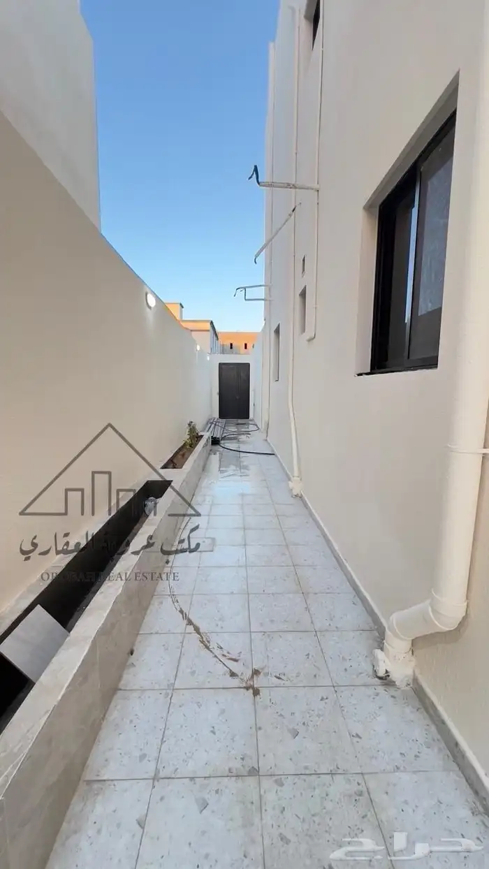للبيع فيلا روف ارضي مشب حي المصيف 3 تبوك 22
