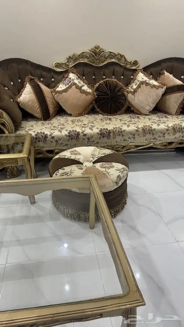 كنب نظيف للبيع ب500 0