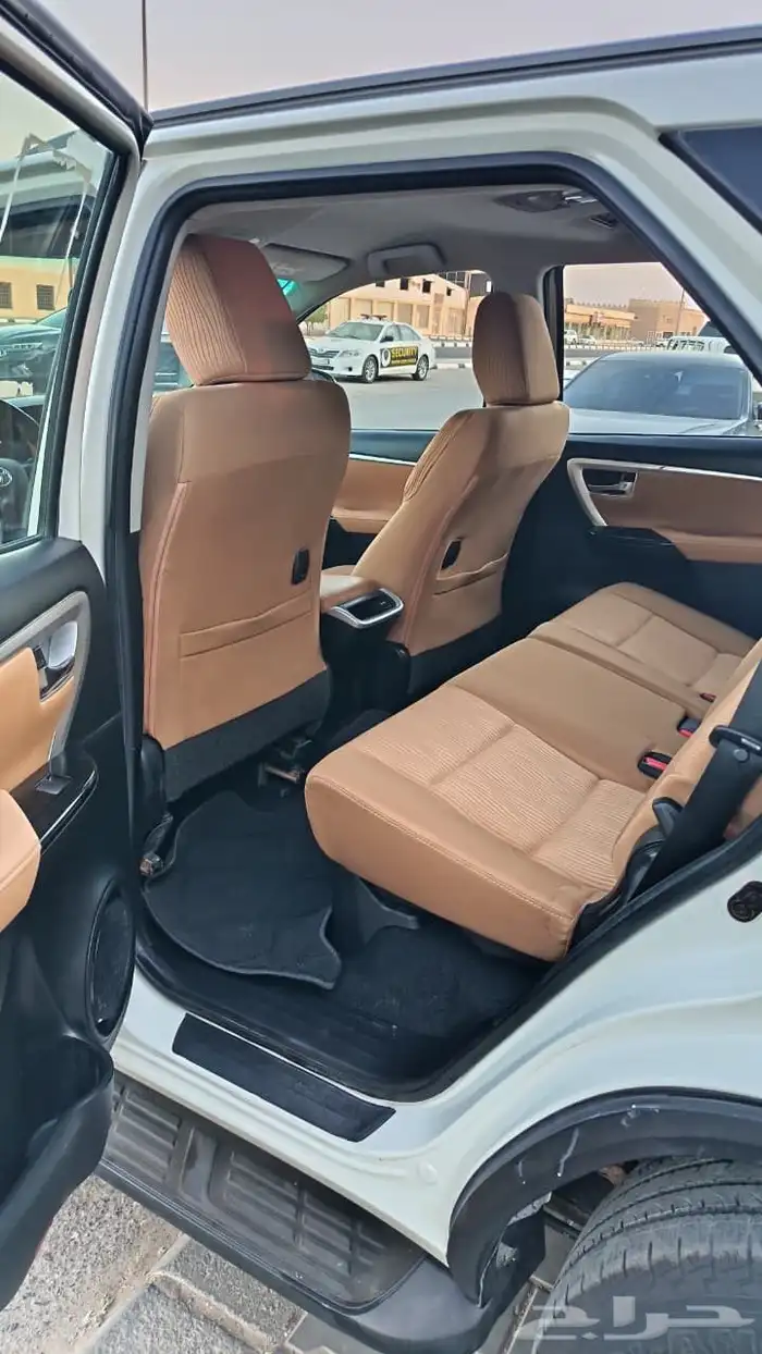 للبيع فورتشنر 2