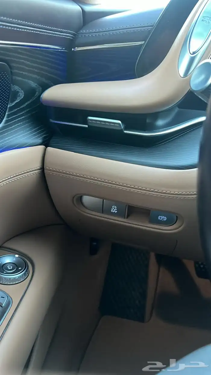 جينسس G90 2023 فل كامل 9