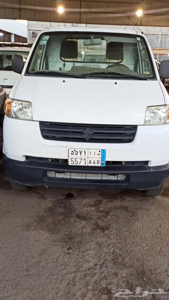 سيارة دباب سوزوكي 1