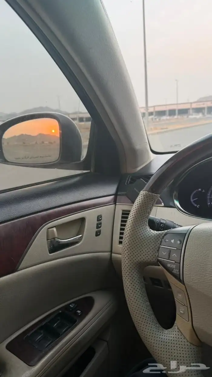 سياره افالون موديل 2012 6