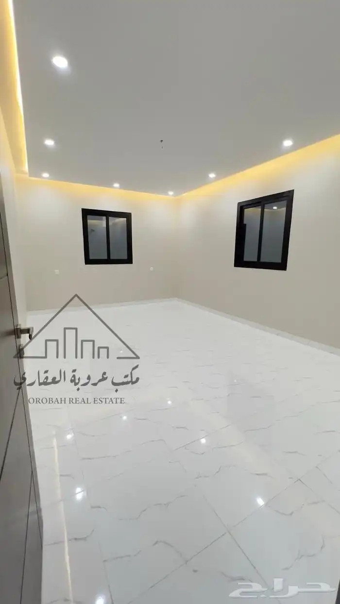 للبيع فيلا روف ارضي مشب حي المصيف 3 تبوك 3