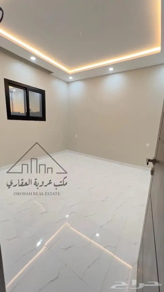 للبيع فيلا روف ارضي مشب حي المصيف 3 تبوك 19