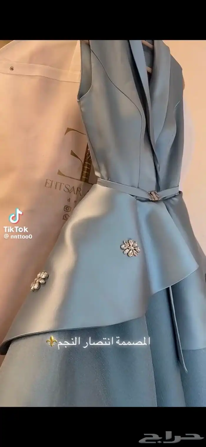 فستان من المصممة انتصار النجم عدد الاستخدام مره وحده فقط 2