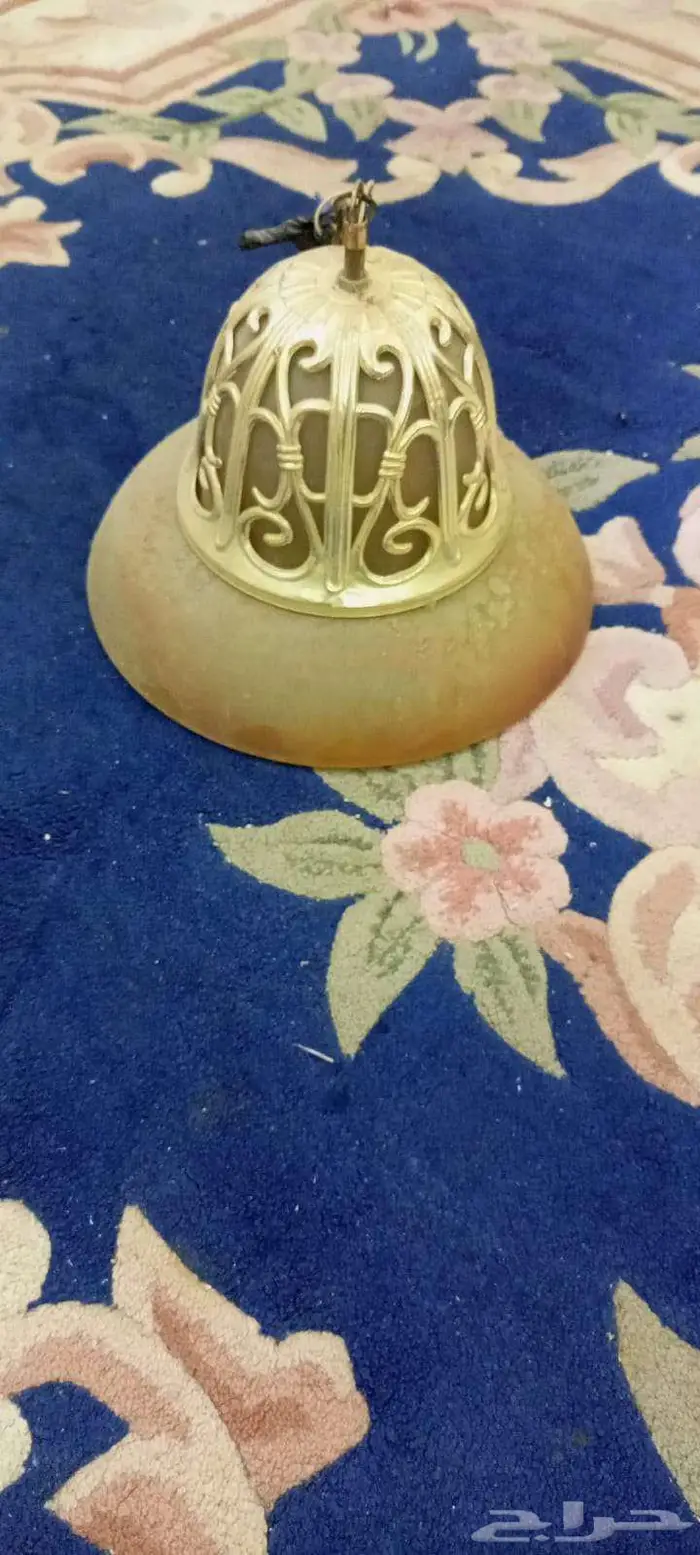 للبيع اثاث متنوع دولاب طاولات مكيف 4