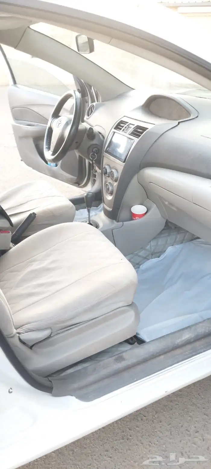 يارس2009ابيض اتماتيك 11