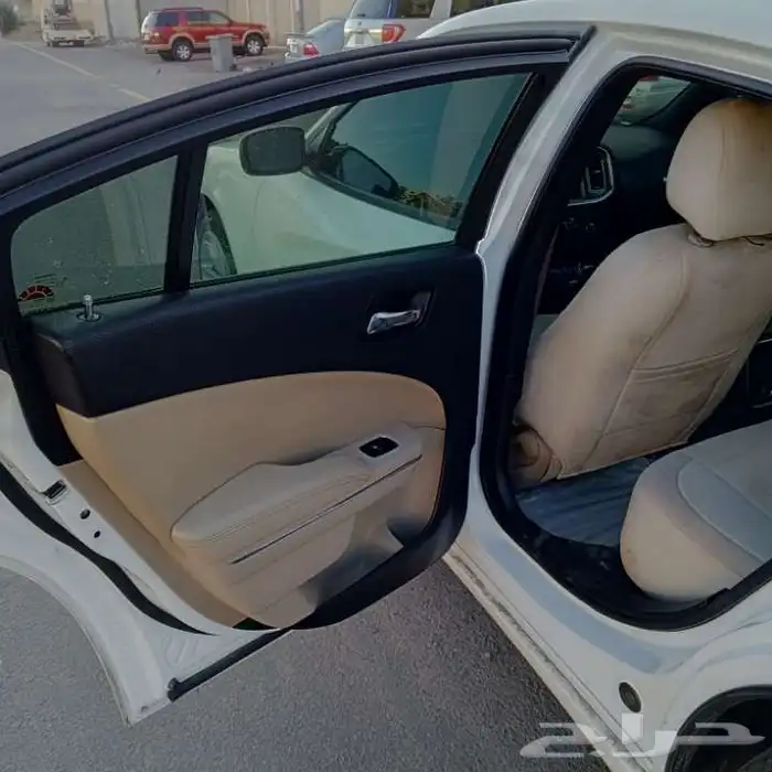 دودج تشارجر 5