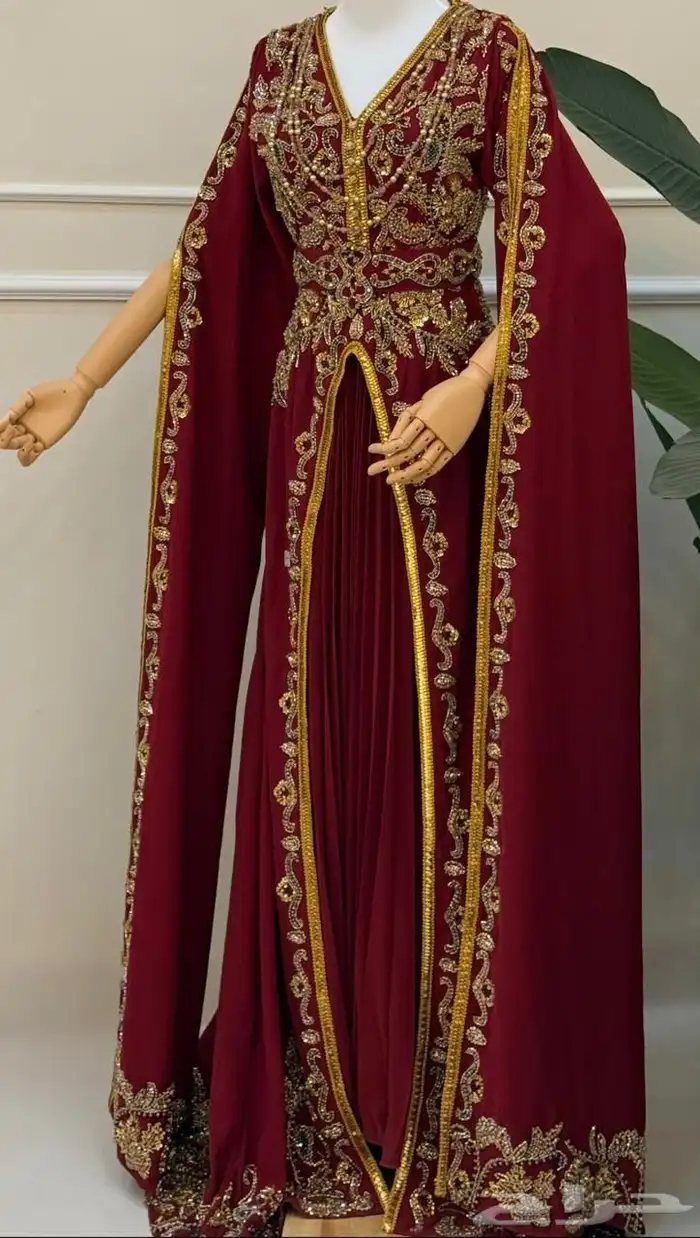 فستان من عند المصممه غرام الفضلي 3