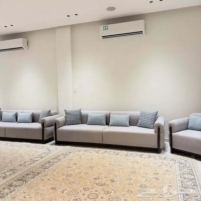 مفروشات الرياض  تفصيل جميع انواع الكنب والجلسات الارضي والس 4