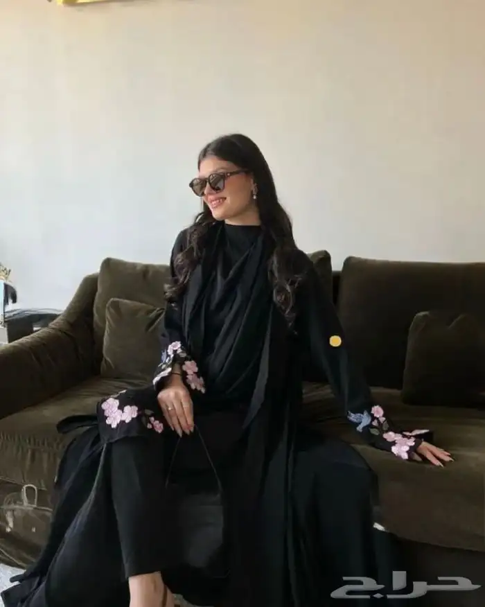 عباية نسائية جديدة لم ت لبس   فخامة وجودة عالية 0