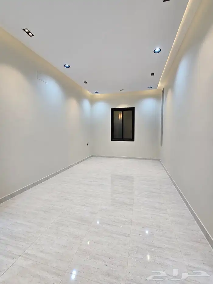 للبيع دور أرضي في عماره دورين 6غرفVIPحوش وبايكه خلف الألماني 11