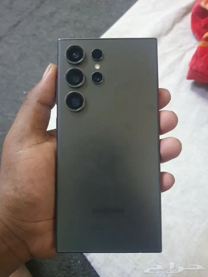 Samsung s24 ultra .neat and clean only 2 month used 5