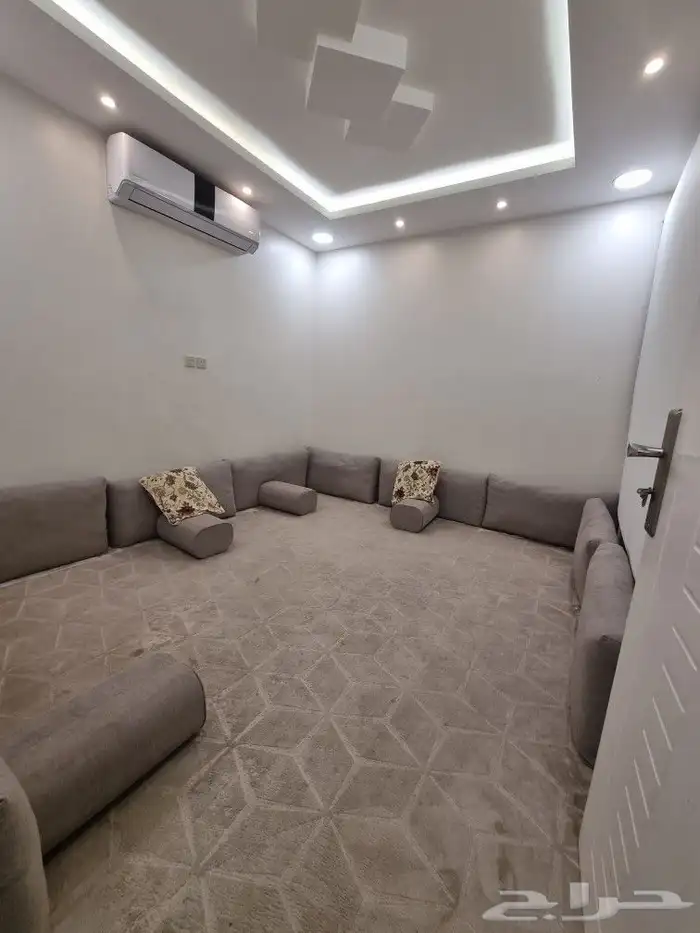 للبيع شاليه شخصي بحي ضراس مناسب للإستثمار 8