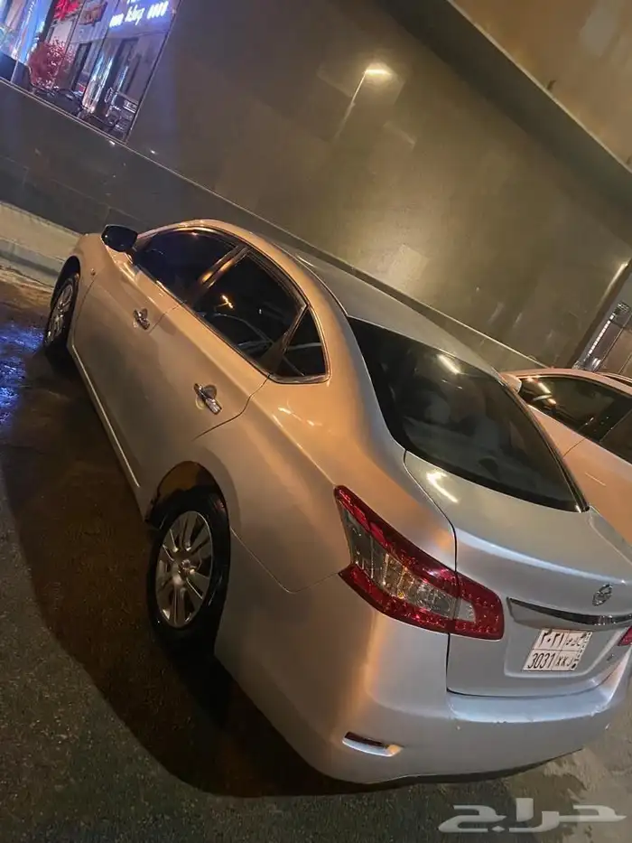 نيسان سنترا 2015 12