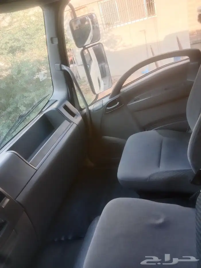 لوري ايسوزو 18 طن FVRموديل 2019 ممشى 197 ألف 2