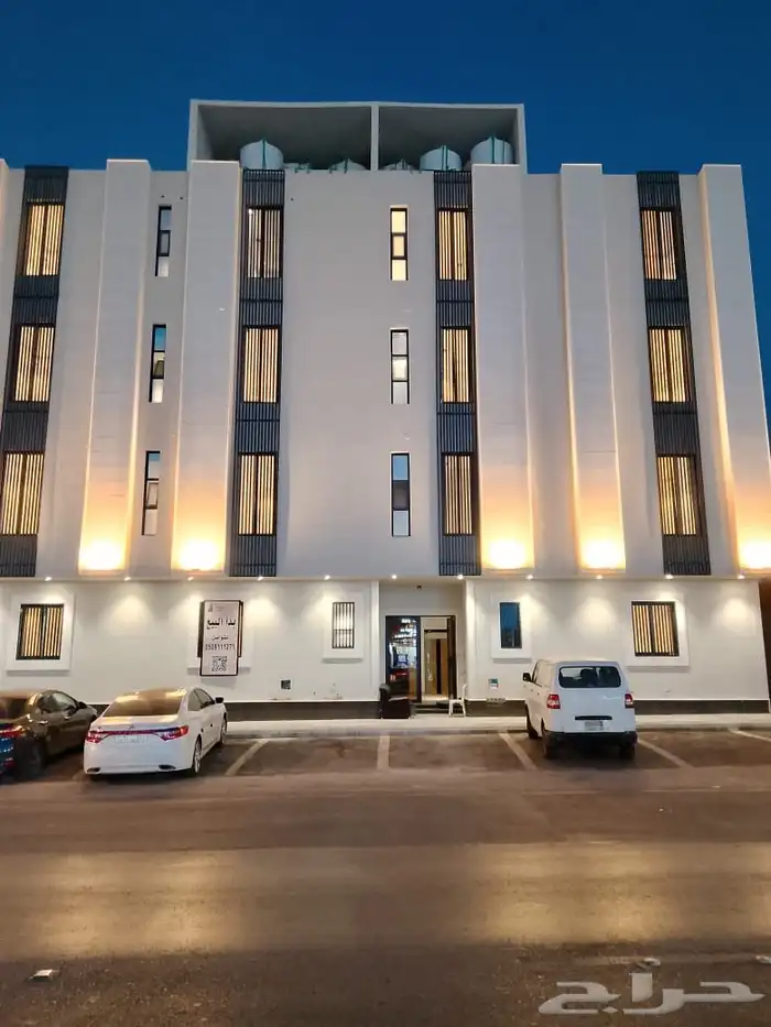 شقق سكنية بحي الحزم للبيع 0