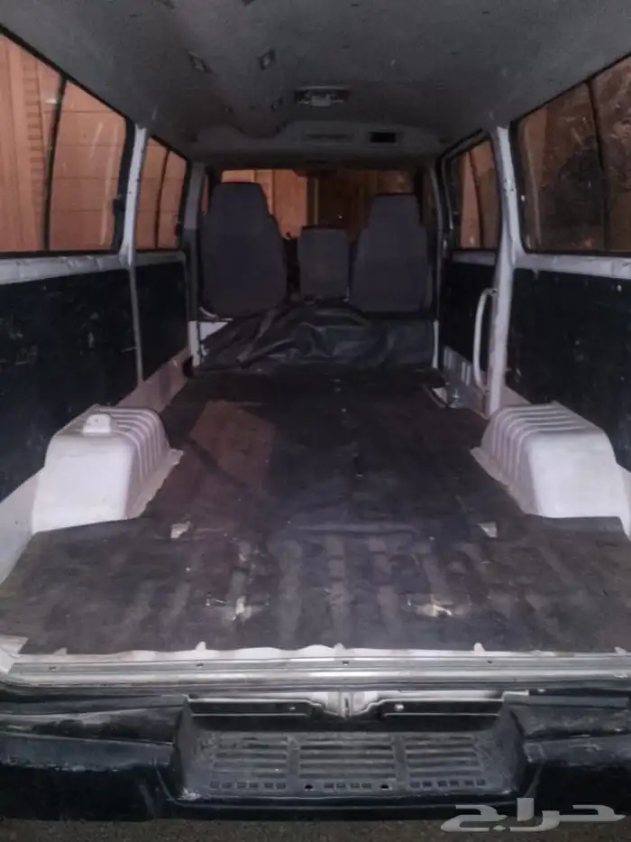 سيارة بضايع للإيجار نيسان 0