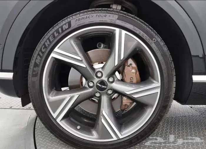 جينسس GV80 2024 الميموني للاستيراد من كوريا 4