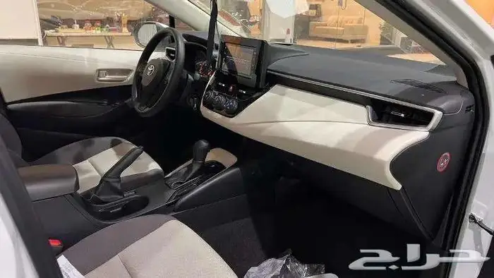 تويوتا كورولا XLI ستاندر طيس مكينة 2.0 موديل 2026 8