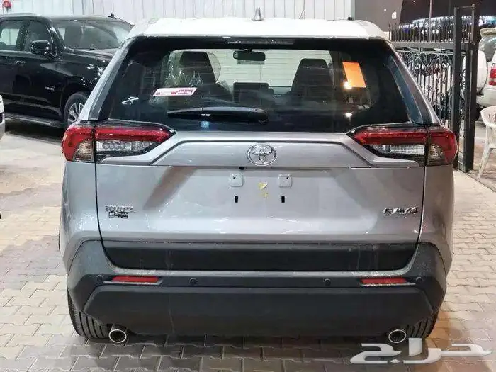 تويوتا راف فور ال اي ستاندر بدون دبل 2025 رمادي وفضي 10
