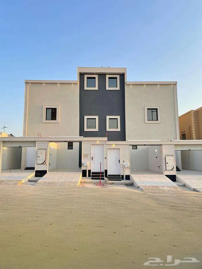 للبيع وحدات سكنية بعنيزة حي الشفاء 689 0