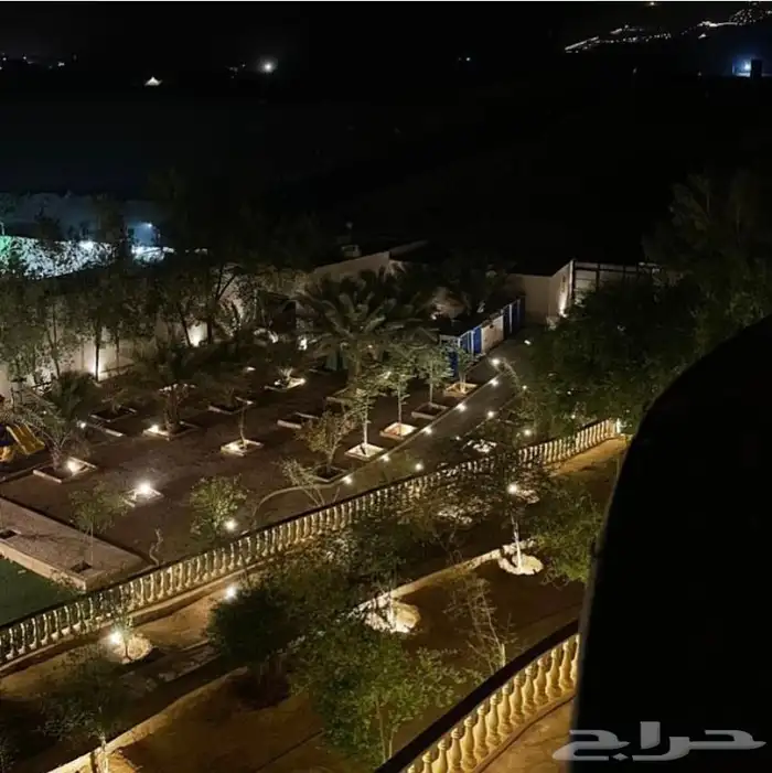 منتجع في العمارية للايجار مساحتة 4300متر 3