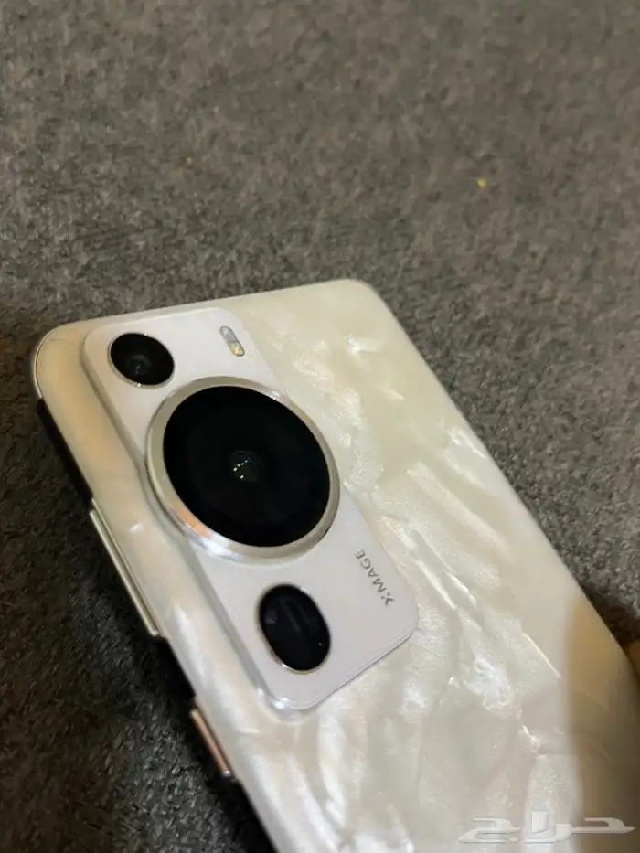 جوال هواوي بي 60 برو 1