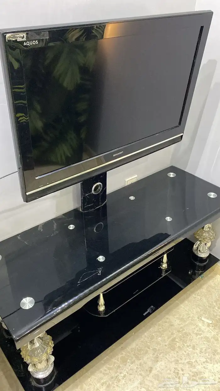 شاشه وطاولة للبيع 3