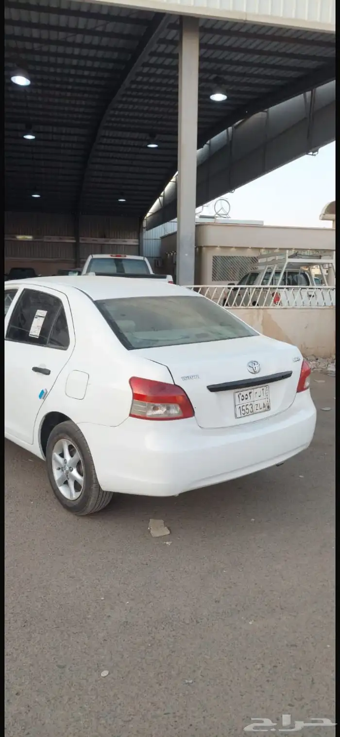 يارس2009ابيض اتماتيك 33