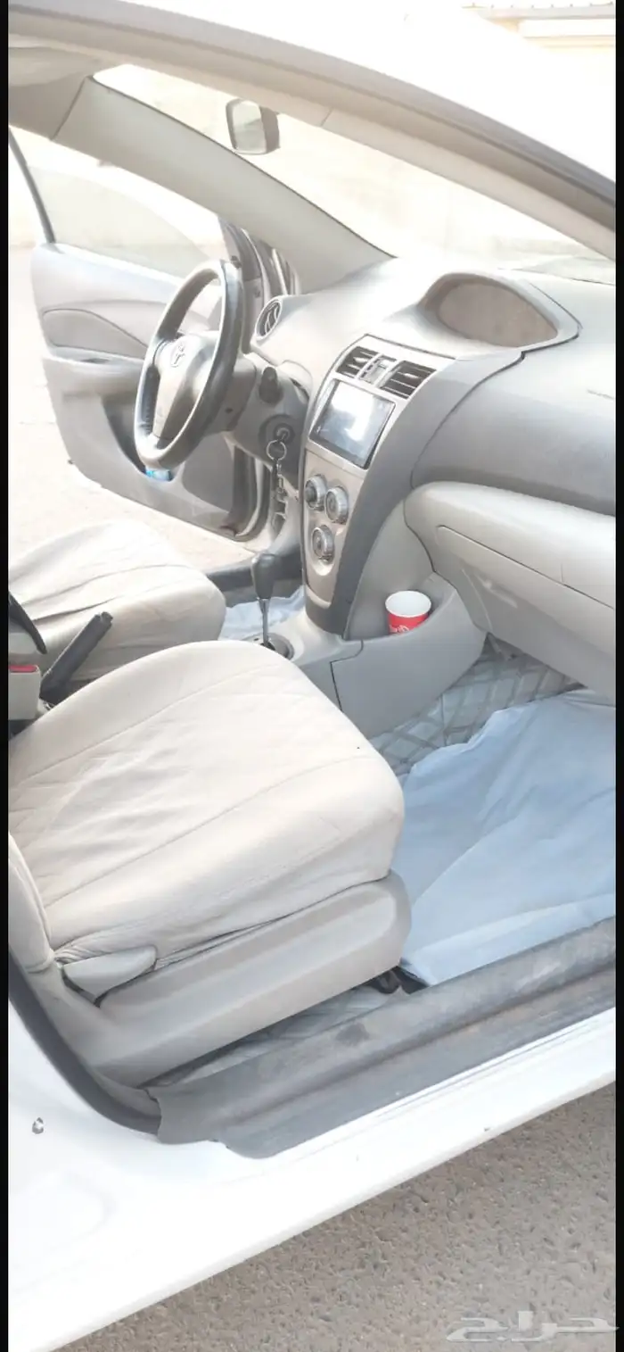 يارس2009ابيض اتماتيك 28