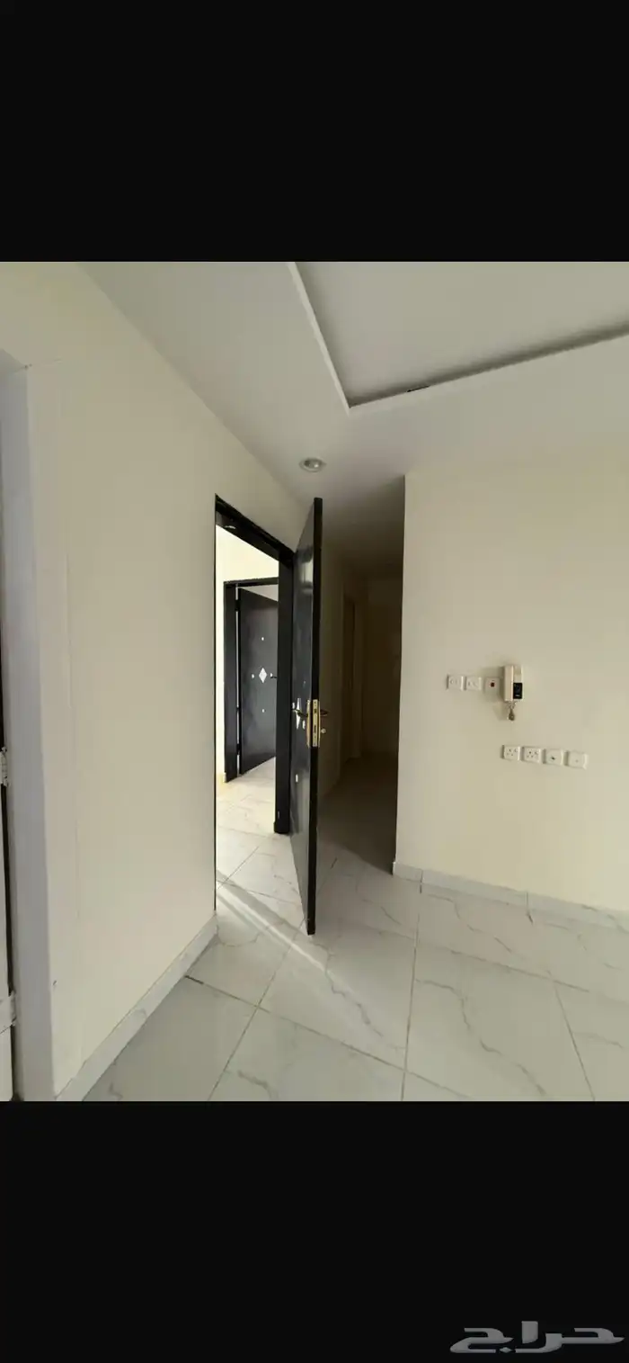 شقه للايجار حي الجنادريه 9