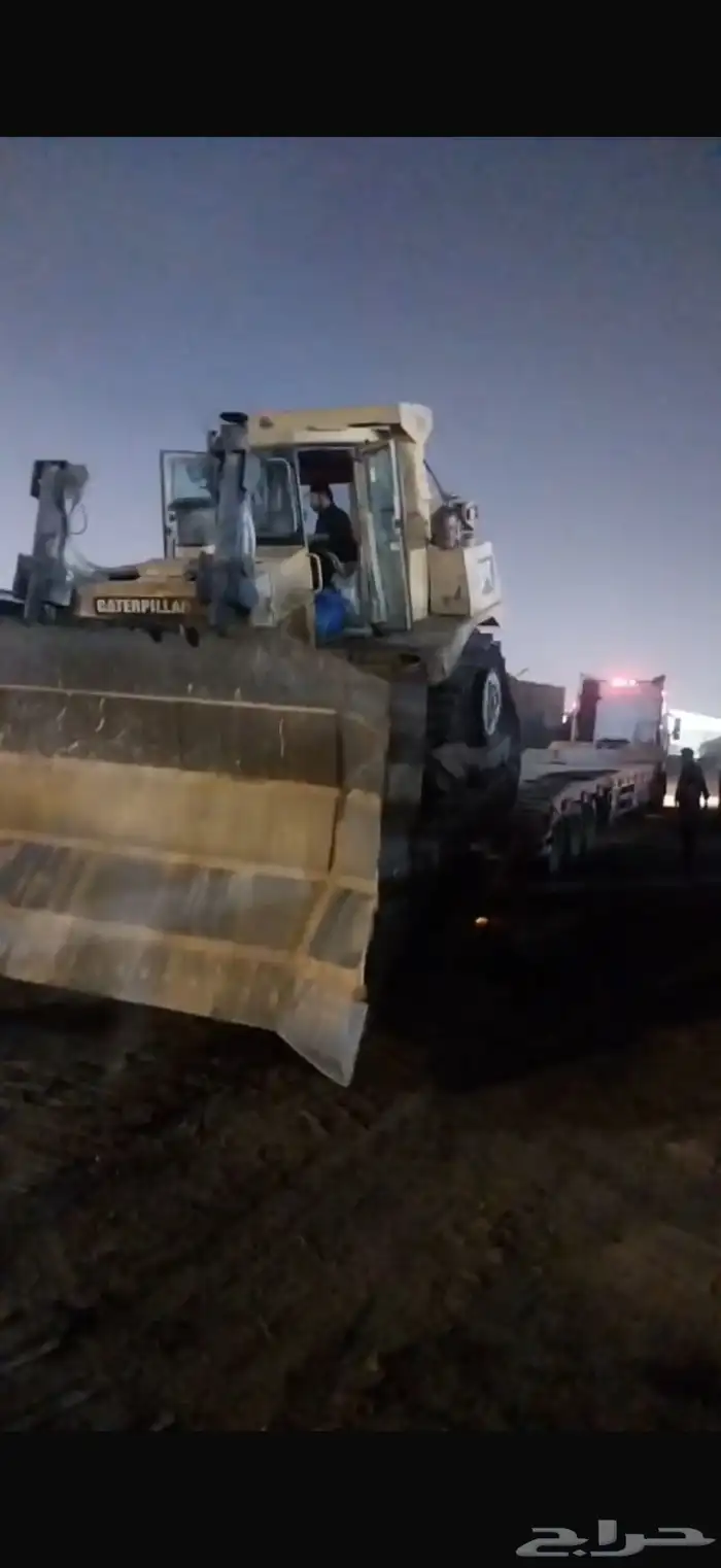 بلدوزرات d9 و d8 1