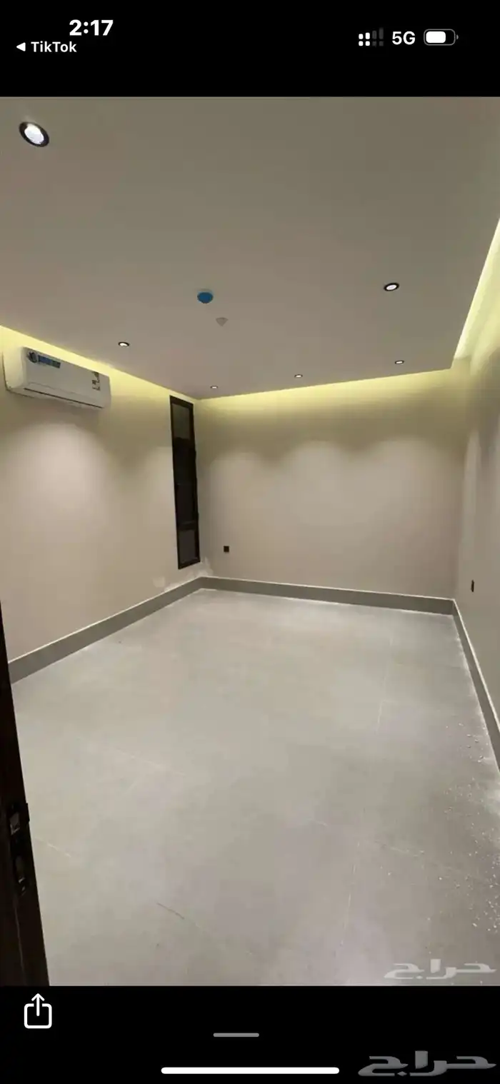 شقة للايجار حي الشعلة سنوي 8