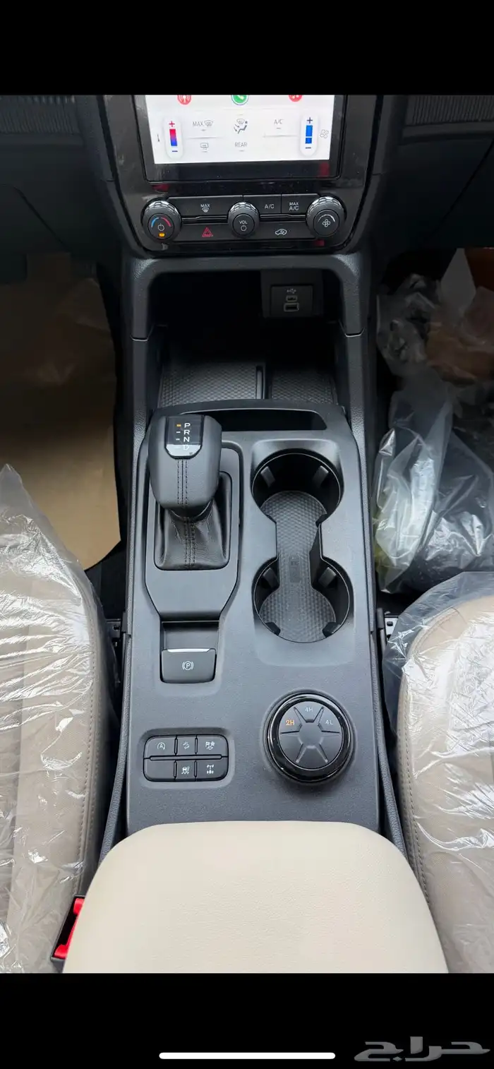 فورد افريست ستاندر بنزين 2025 8