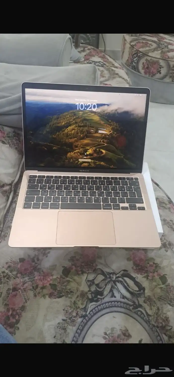 للبيع MacBook Air M1   نظيف جدا 8