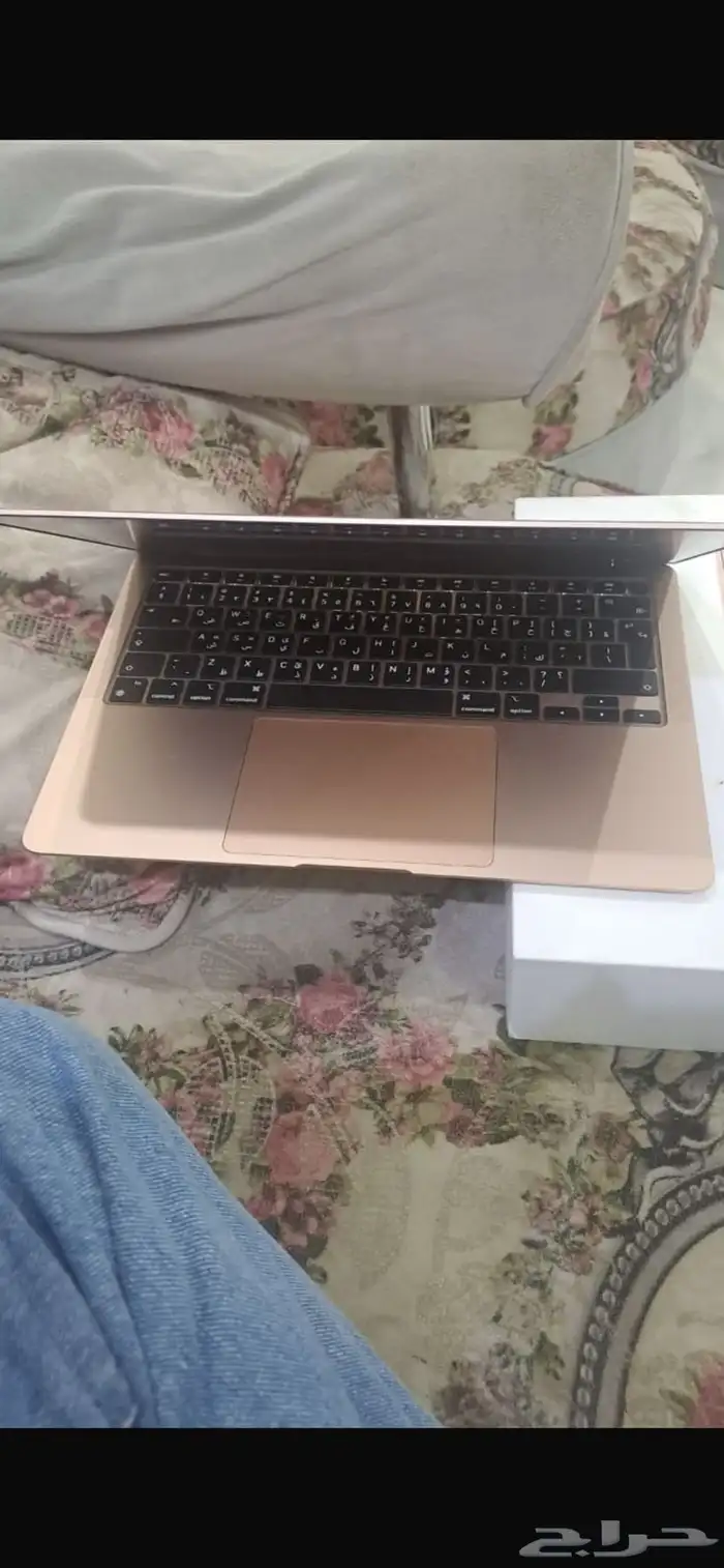 للبيع MacBook Air M1   نظيف جدا 6