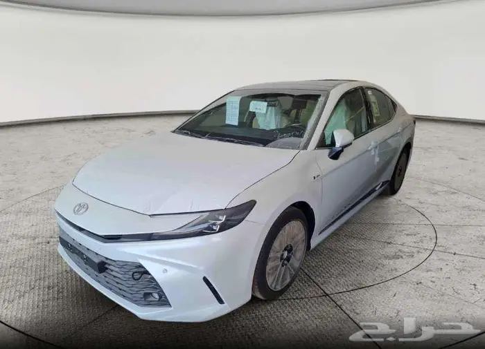 تويوتا كامرى 2025 عرض خاص 3