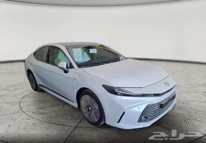 تويوتا كامرى 2025 عرض خاص 1