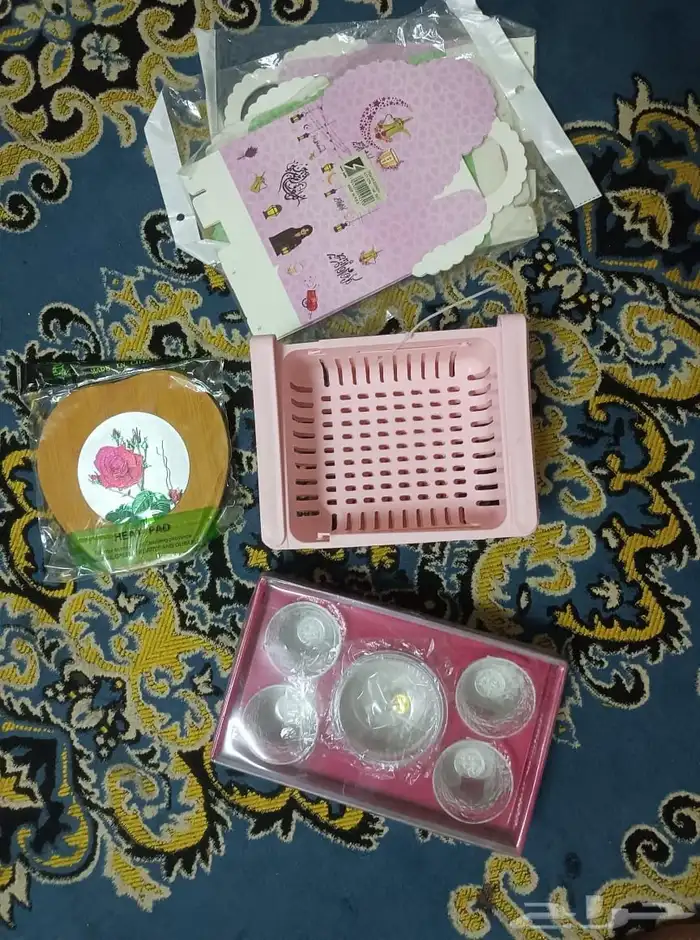 اغراض محل خردوات وبلاستيك للبيع 1