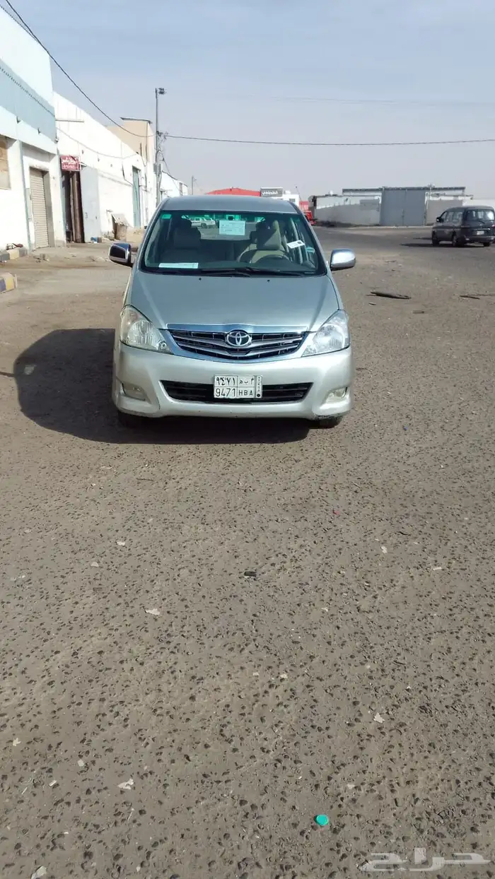 تويوتا انوفا موديل 2011 1