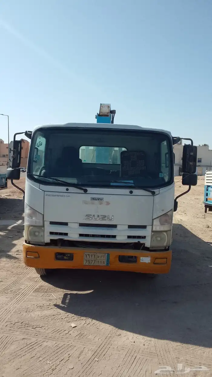 شاحنة رافعة 2010 5