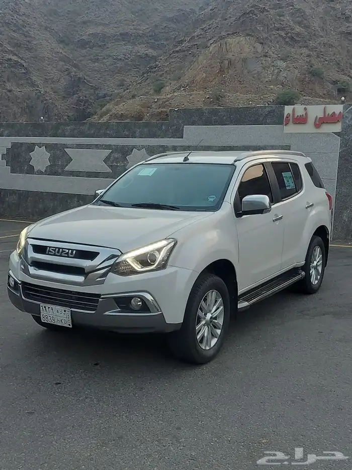 جيب ام يوكس اسيزو 2020 دبل 0