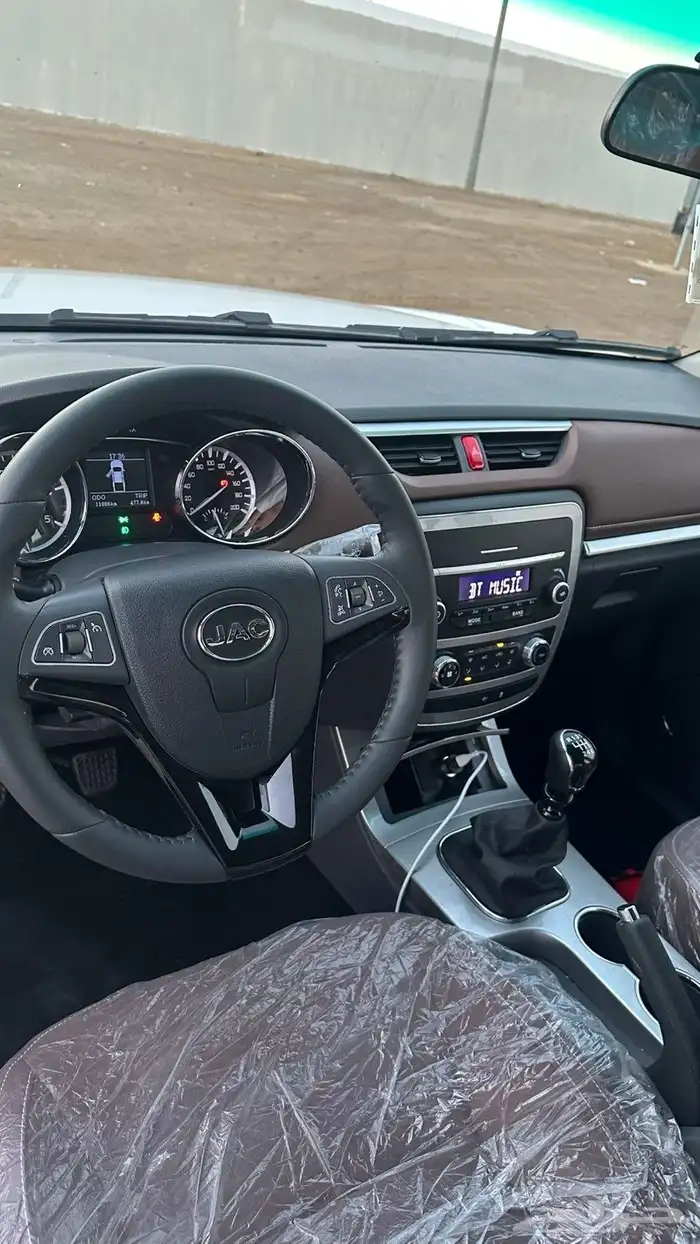 جاك غمارتين T8 ( ديزل الحد 52 ) ممشى 13 الف 14